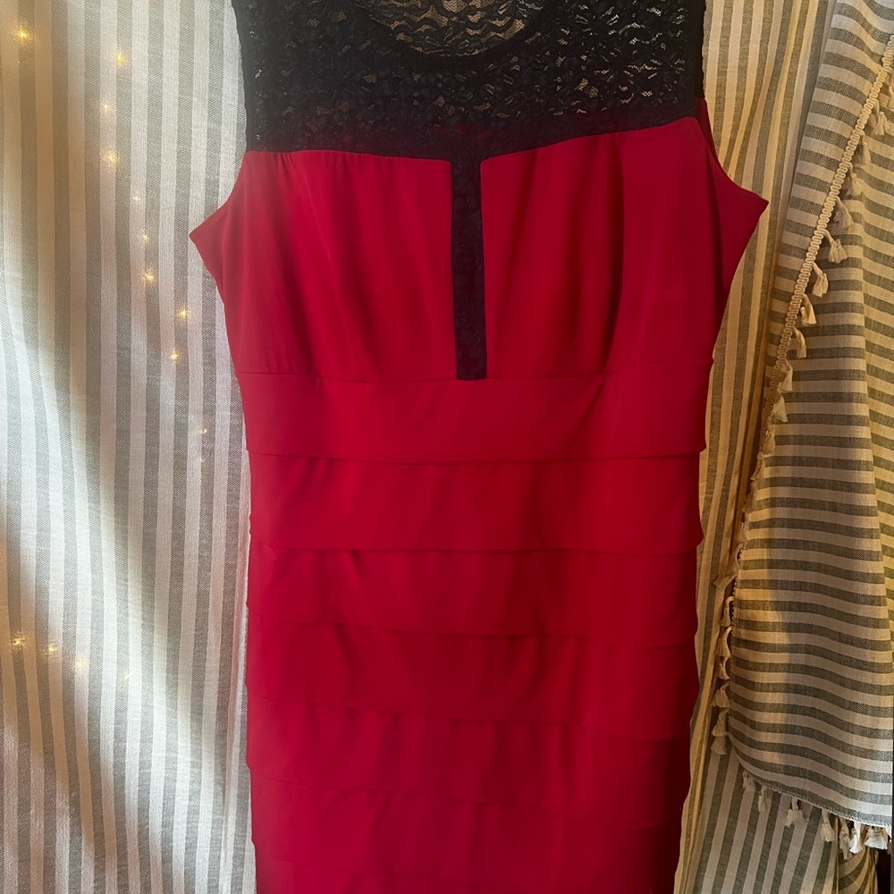 Elegant Red and Black Lace Dress